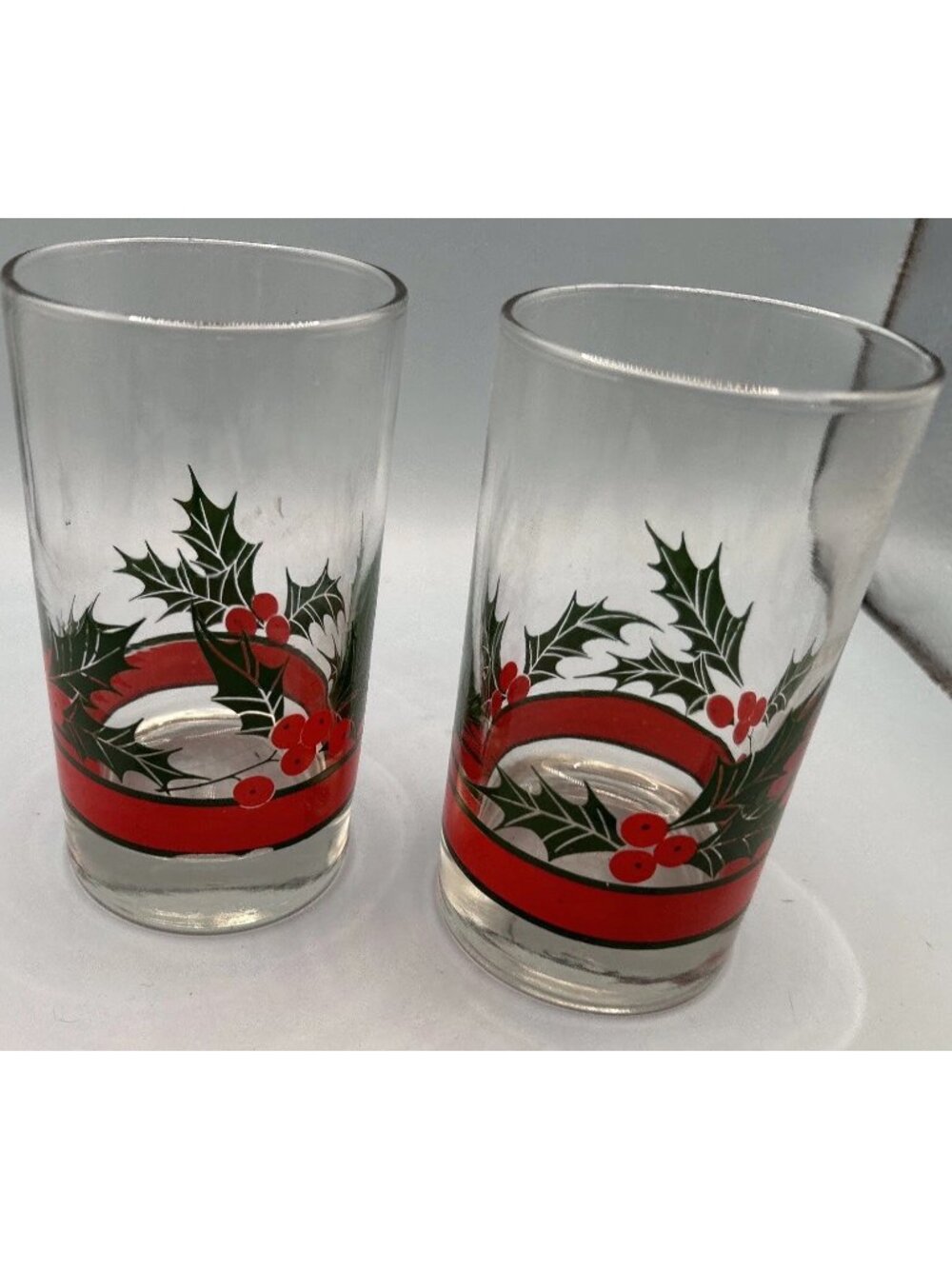 Vintage  Libbey Christmas Holly and Berries Glass Highball  Glasses Set Of 2